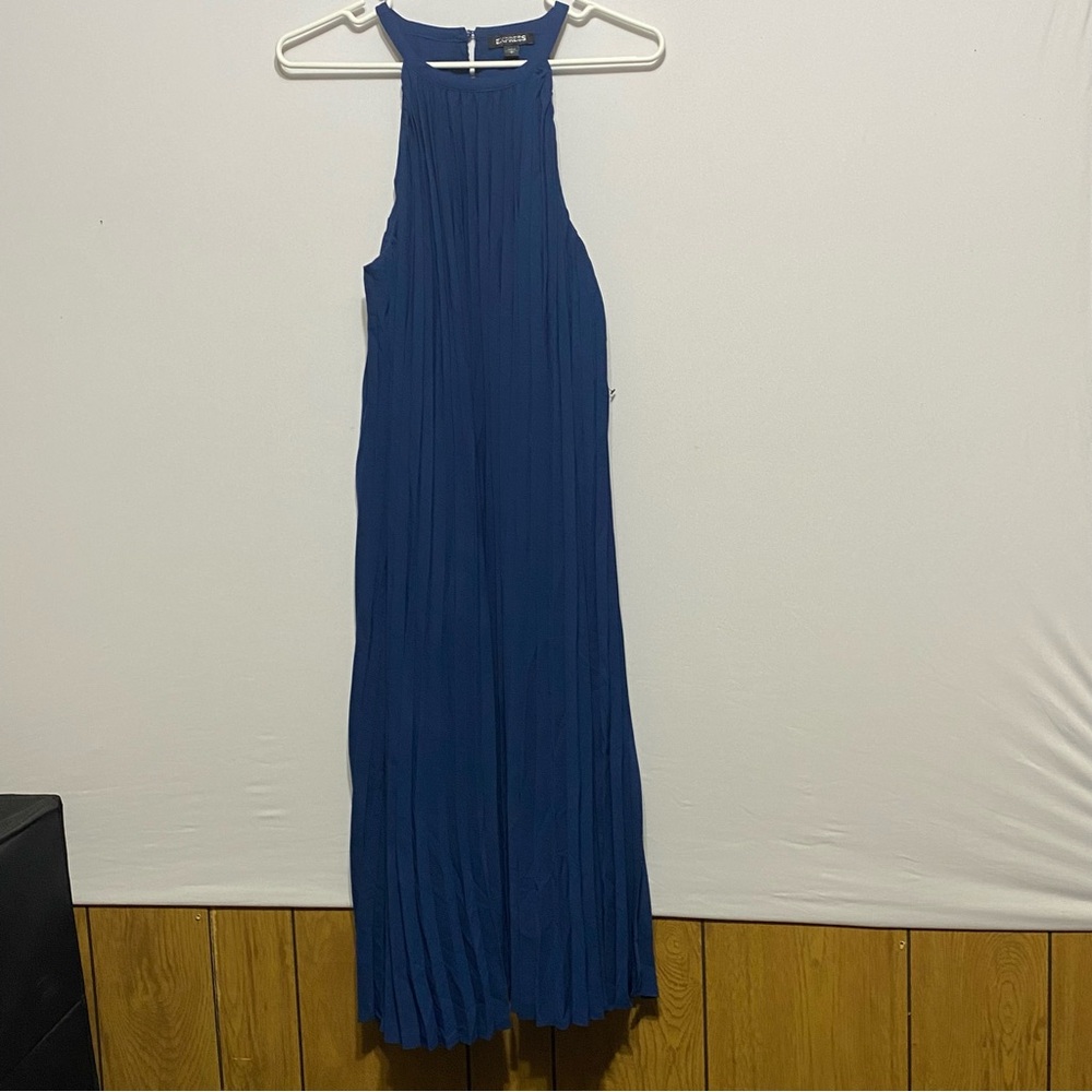EXPRESS Pleated Blue Sleeveless Maxi Dress Size-S